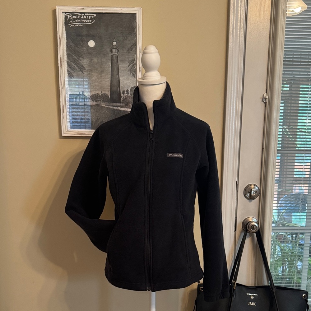 Columbia Women's Black Fall / Winter Jacket